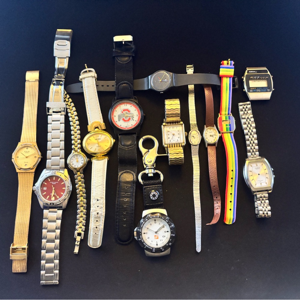 Lot of watch components for parts/repair. Lot is sold as-is. Seiko,Timex,Invicta